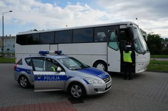 Jak zgłosić kontrolę autokaru i uniknąć problemów z bezpieczeństwem