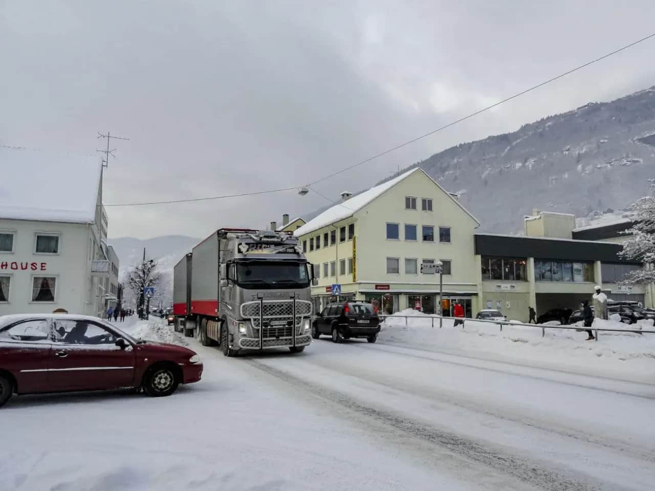 Ile zarabia kierowca ciężarówki w Norwegii? Praca z wysokimi zarobkami
