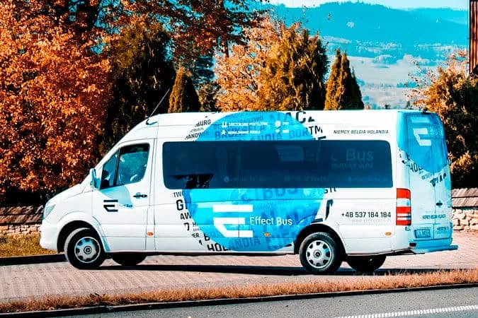 Ile kosztuje bilet do Niemiec autokarem? Sprawdź ceny i trasy